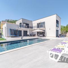 Villa Angela by Villas Guide