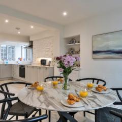 Finest Retreats - Hillside Rise