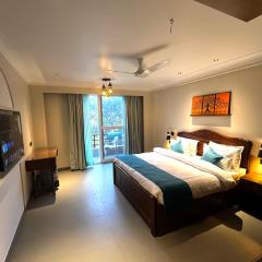 ALOHA DIVINE GANGES APARTMENTS with INFINITY POOL