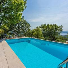 Hundefreundliche Villa mit Meerblick, Privatpool, mediterranem Garten