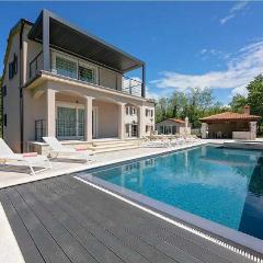 Traumhafte Villa mit Sauna, Whirlpool, Privatpool, Babybett, Billard, BBQ