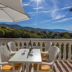 Idyllisches Apartment nur 470 Meter zum Strand mit Meerblick, Babybett - Hunde willkommen