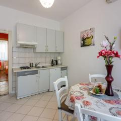 Cozy Apartment nur 200 Meter zum Sandstrand mit Meerblick und Parkplatz