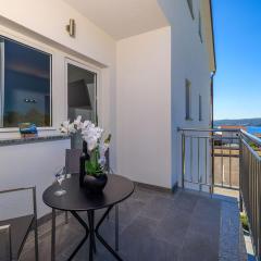 Einzigartiges Studio-Apartment mit malerischem Meerblick