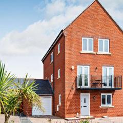 3 Bed in Christchurch oc-w34700