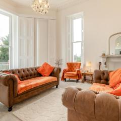 3 Bed in Torquay oc-r34662