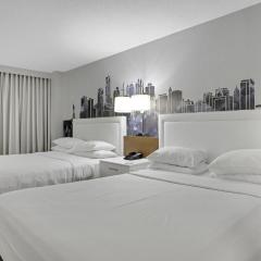 713 Double Queen Near MetLife & American Dream