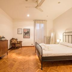 Via Piero della Francesca 38