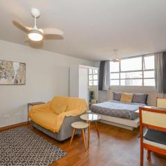 Studio 83 - central, espaçoso e iluminado