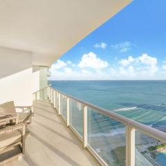 Hollywood Beach Oceanfront with Balcony and Pools