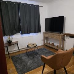 Stylish 3BR Cambridge Bungalow, Near Science Park