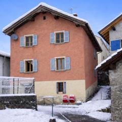 Waterfall House - Art and Design, Ski, Hike, Swim