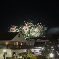 Couple's Corner - 2 Blocks to the Boardwalk - Panoramic Views of Assateague Island, Bay and Ocean - Assateague House 411