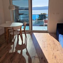 Apartment Azure Suite in Lokva Rogoznica