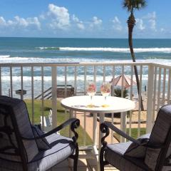 Refreshing oceanfront gem Remarkable sunrises