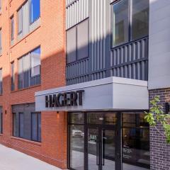 Landing Amazing 1BD Rooftop Lounge Gym