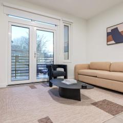 Blueground Ward Two rooftop nr Prospect Hill BOS-1265