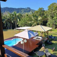 Espetacular sítio com piscina aquecida e uma linda paisagem para descansar