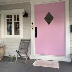 Charming Boho Pasadena Cottage Near Rose Bowl