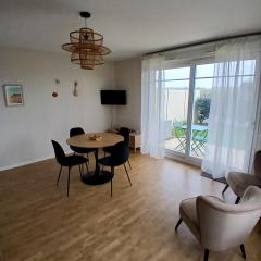 Studio front de mer, jardin, parking