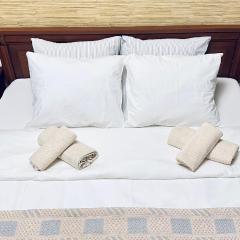 Quiet Corner family apartment