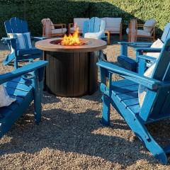 Rosé All Day Napa Retreat Fire Pit & Hot Tub