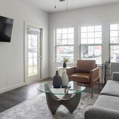 Landing Apartments - Bridge at Davenport Place