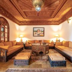 Cozy Quiet Traditional Apartment