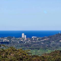 Blue Horizon, Couple's GC Hinterland retreat