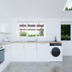 Newly renovated large home that sleeps 7 people