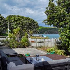 Sunset Shores at Titahi Bay by Aotearoa Escapes