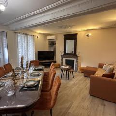 Gîte Champêtre à Buxières-les-Mines avec Animaux Acceptés et Parking - FR-1-489-617