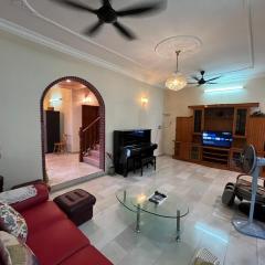 Garden vibe STAYcation Hillside