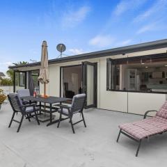 Beach Haven - Papamoa Beach Escape