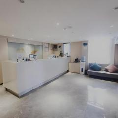 Green Tree Inn Express Shanghai Bund Yuyuan Xiaonanmen Metro Station