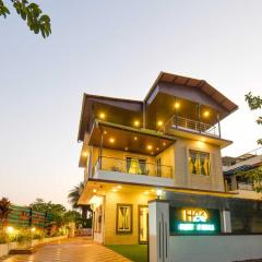 Nakshatra 4bhk Villa by DanCenter | BBQ | Pvt pool | Lonavala