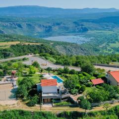 Villa Piplica-Makarska by Villas Guide