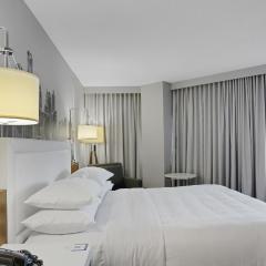 902 King Corner Near MetLife & American Dream