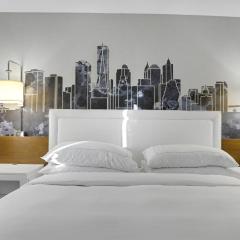 904 King Corner Near MetLife & American Dream