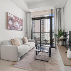 Sophisticated 2BDR Living In Aykon City Business B