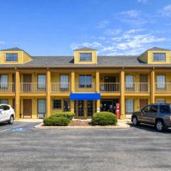 Bonita Lakes Inn by Capital O Meridian I20