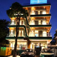 Royal Raven Hotel & Banquet' Greater Noida Nearby India Expo Centre & Mart