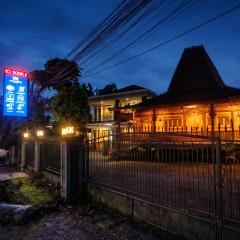 Navastay Mountain View Hotel & Pool - Puncak
