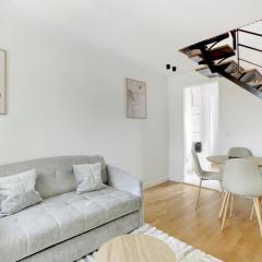 Large air-conditioned 2BR duplex - Close to Paris