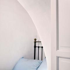 Liotrivi, traditional house