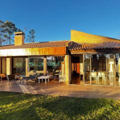 Ardèche, Aubenas, Vallon Pont d'Arc, Villa Les pins de Lazuel