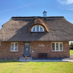 Holiday Home Lotte by Interhome