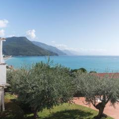 Apartment Wohnung Petrasia by Interhome