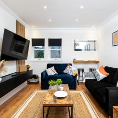 2BR 1BH Cosy, Modern, Maisonette Central Montrose