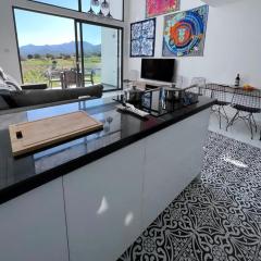 Hermes Penthouse Sea Sky & Mountains